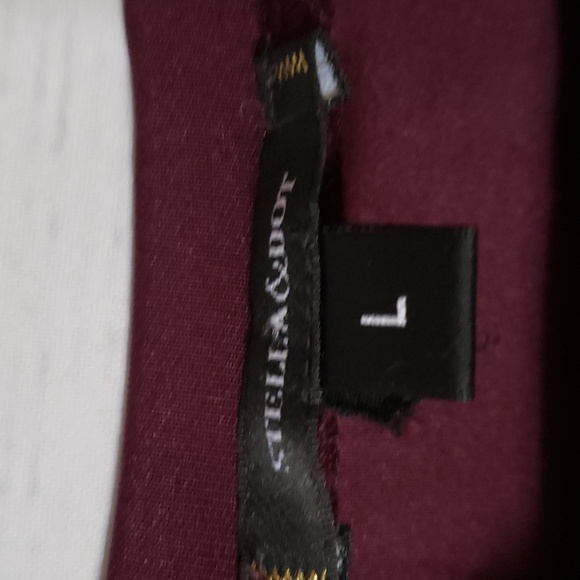 Stella & Dot Puff sleeve Neoprene style top - Picture 6 of 10